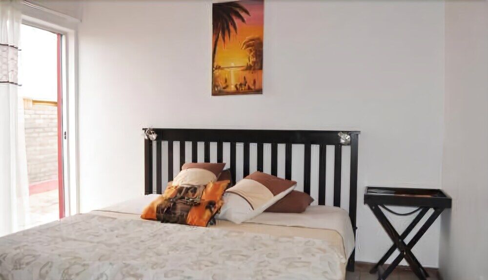 Tina'S Bed And Breakfast Swakopmund Esterno foto